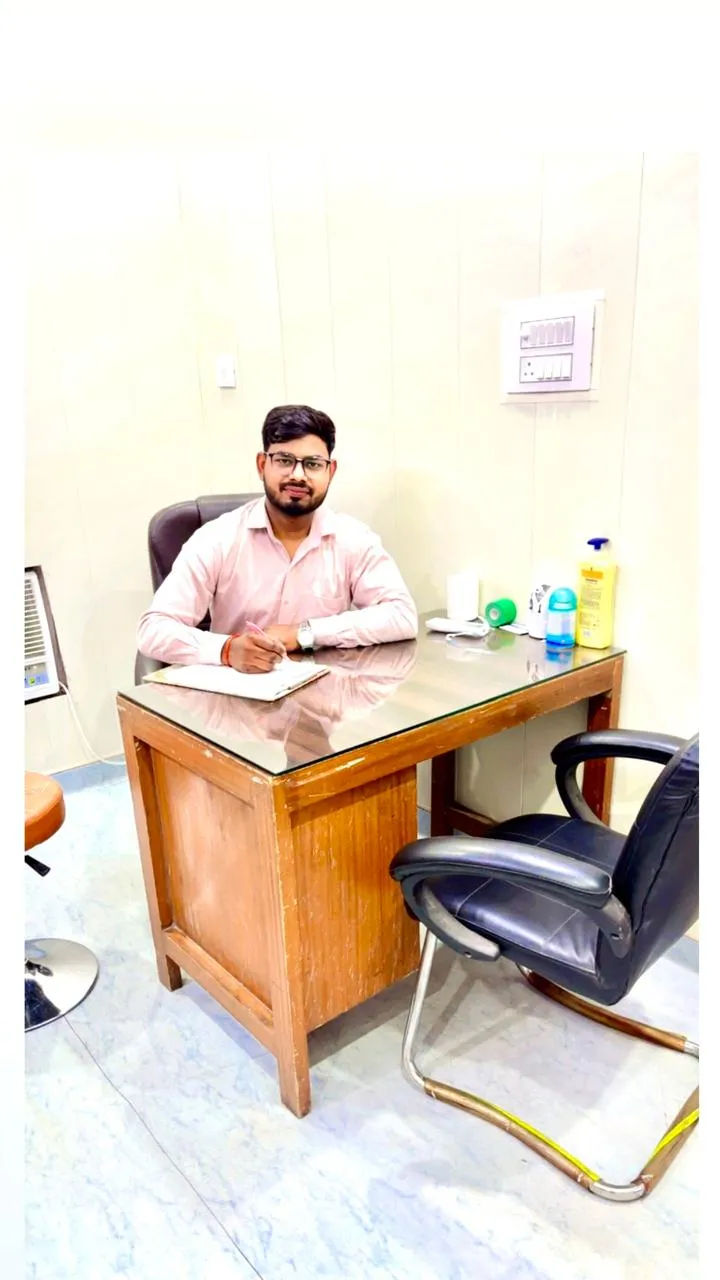 Dr. Akash Singh PT